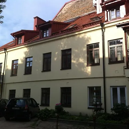 Апартаменти Old Studio